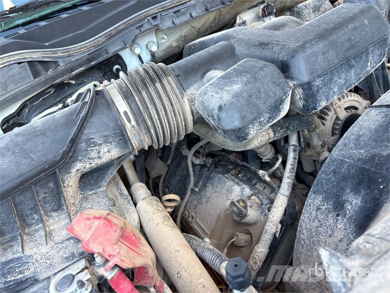 Ford F-250 كابينة والداخلية