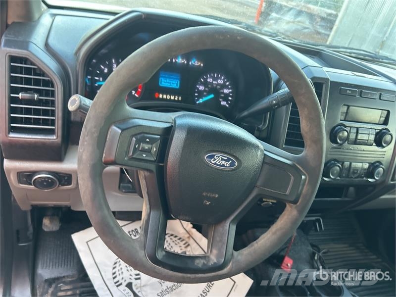 Ford F-250 キャビン及び内装