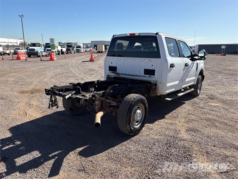 Ford F-250 Kabine i unutrašnjost