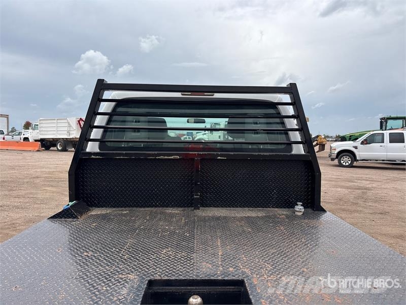 Ford F-250 平ボディー