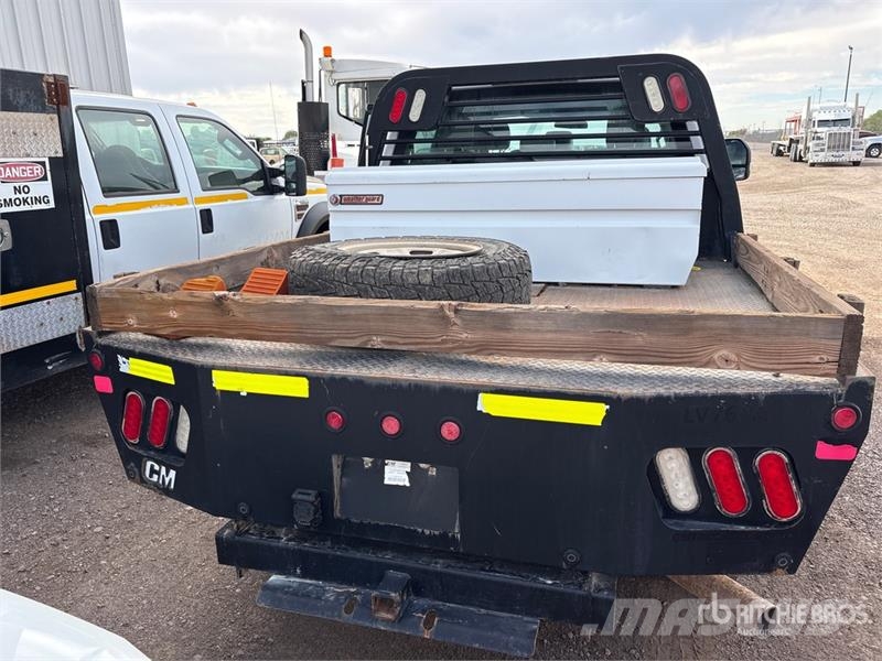 Ford F-250 Platós / Ponyvás teherautók