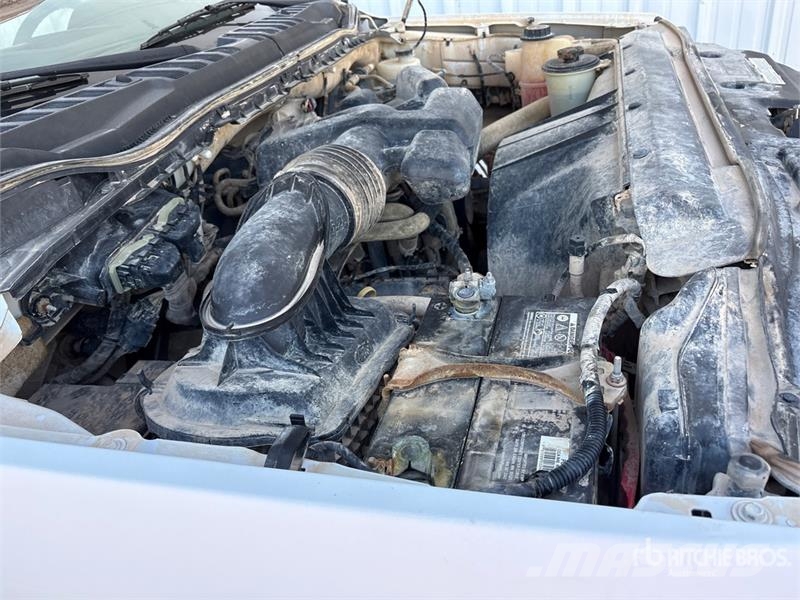 Ford F-250 Platós / Ponyvás teherautók