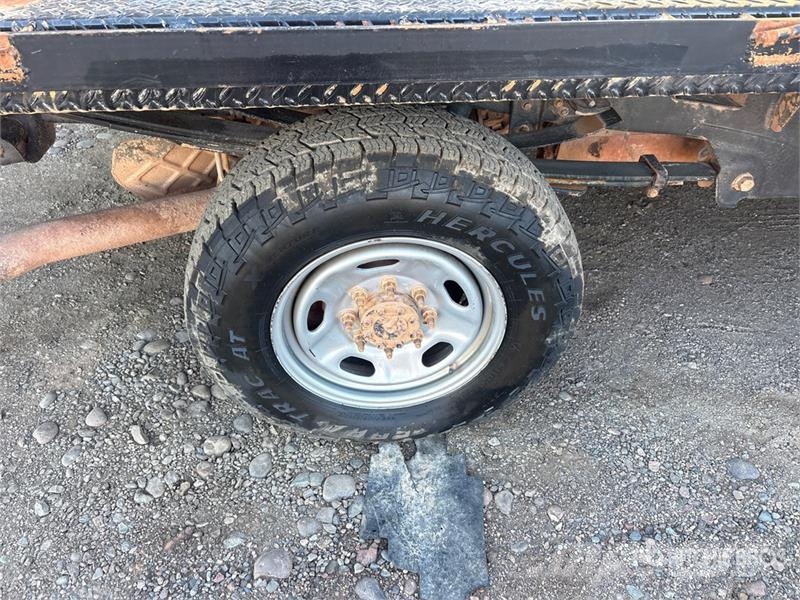 Ford F-250 Ciężarówki typu Platforma / Skrzynia