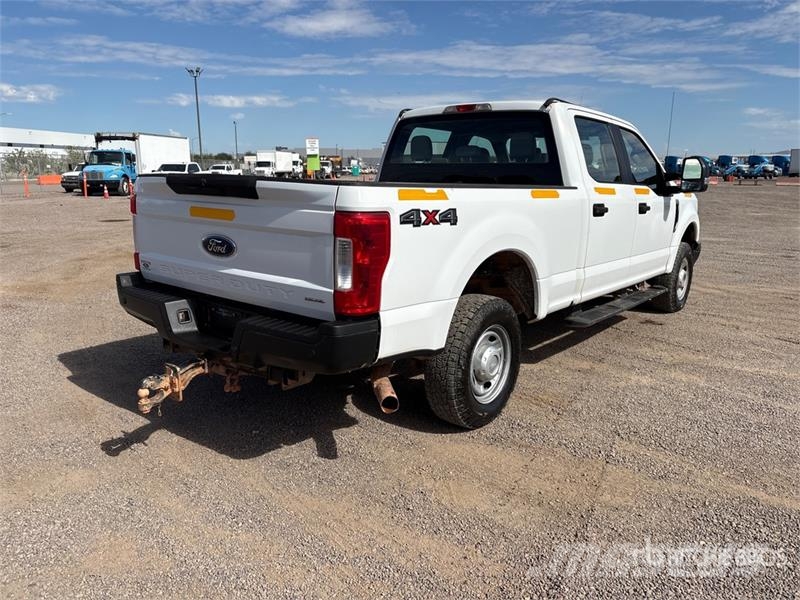 Ford F-250 기타