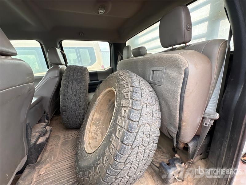 Ford F-250 Camiones de cama baja