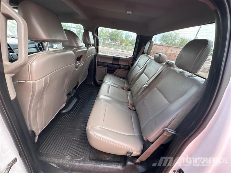 Ford F-250 キャビン及び内装