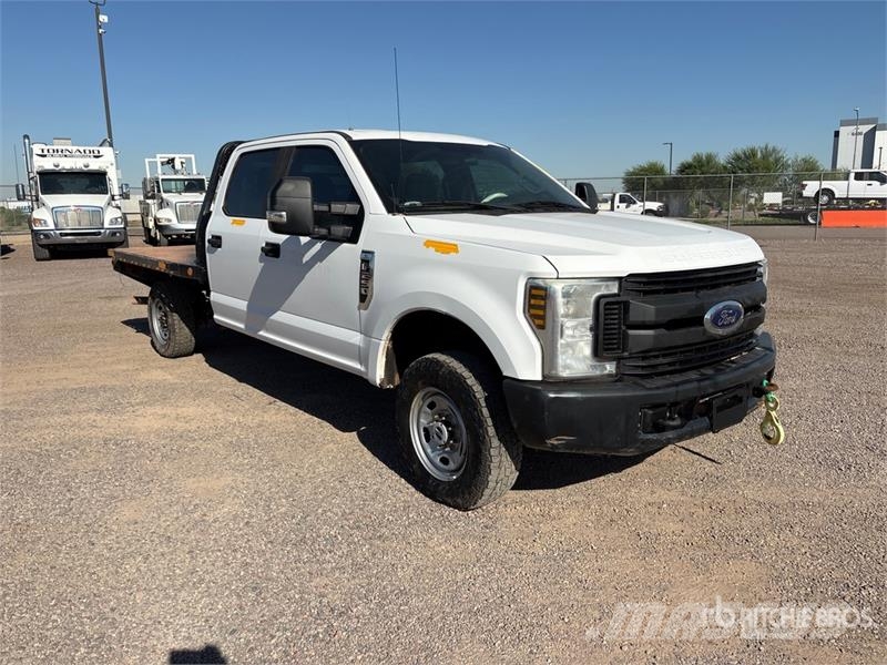 Ford F-250 Flatbed kamyonlar