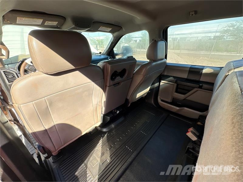 Ford F-250 Flatbed kamyonlar
