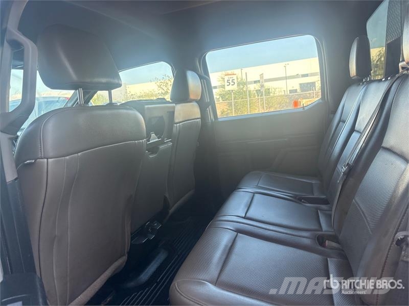 Ford F-250 Ciężarówki typu Platforma / Skrzynia
