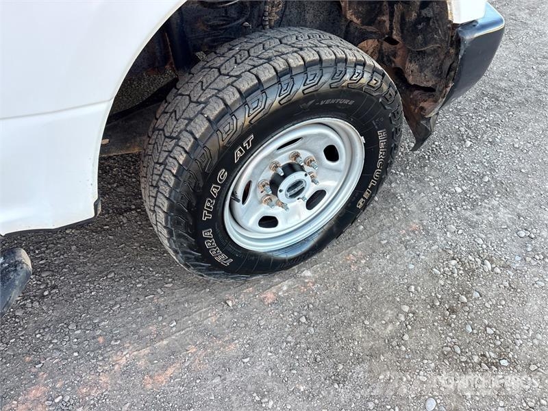 Ford F-250 Kabine i unutrašnjost