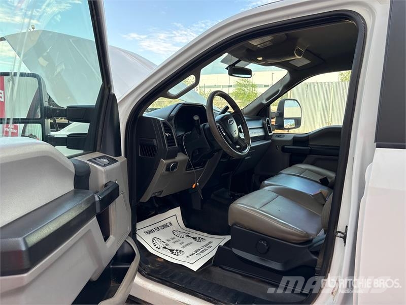 Ford F-250 기타