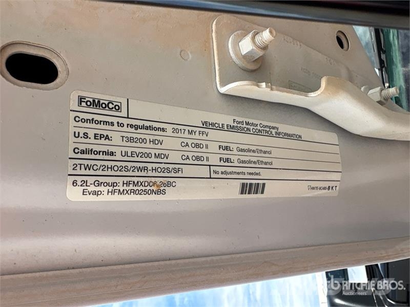Ford F-250 Platós / Ponyvás teherautók