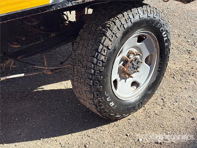 Ford F-250 Flatbed kamyonlar
