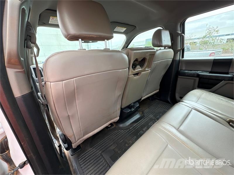 Ford F-250 Cabines e interior