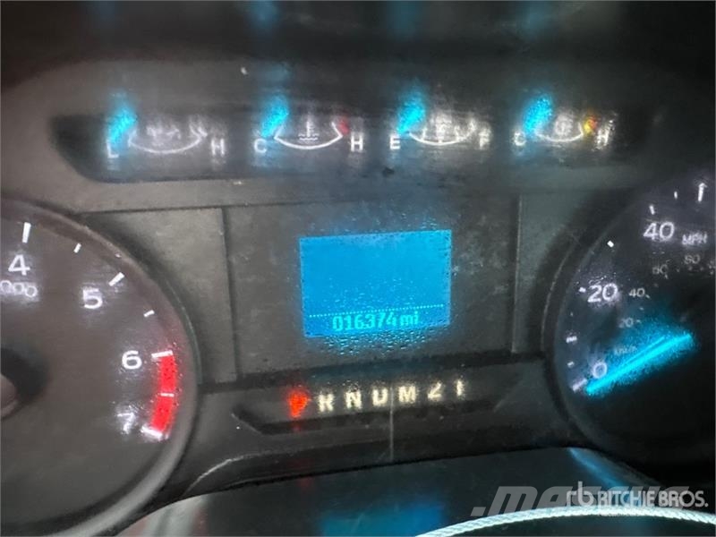 Ford F-250 Tovornjaki s kesonom/platojem