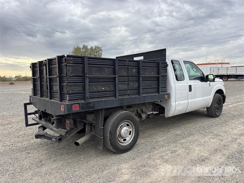 Ford F-250 Flatbed / Dropside trucks