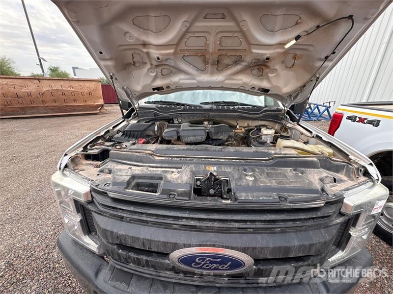 Ford F-250 キャビン及び内装
