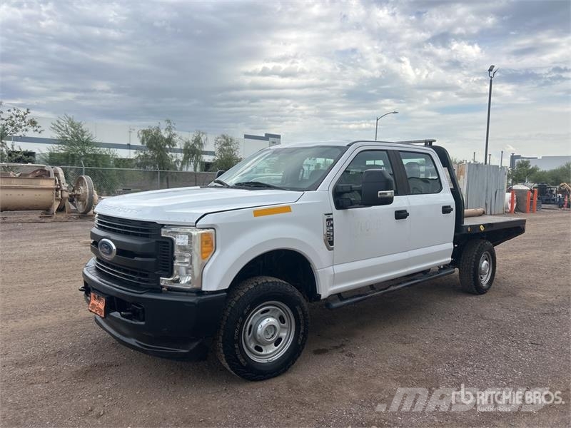 Ford F-250 Camiones de cama baja