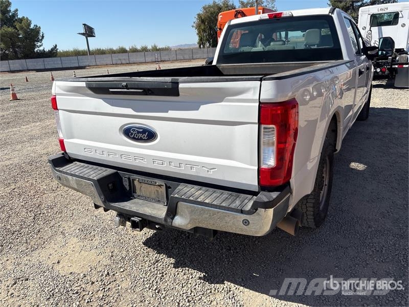 Ford F-250 Drugi