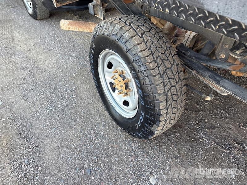 Ford F-250 Platós / Ponyvás teherautók