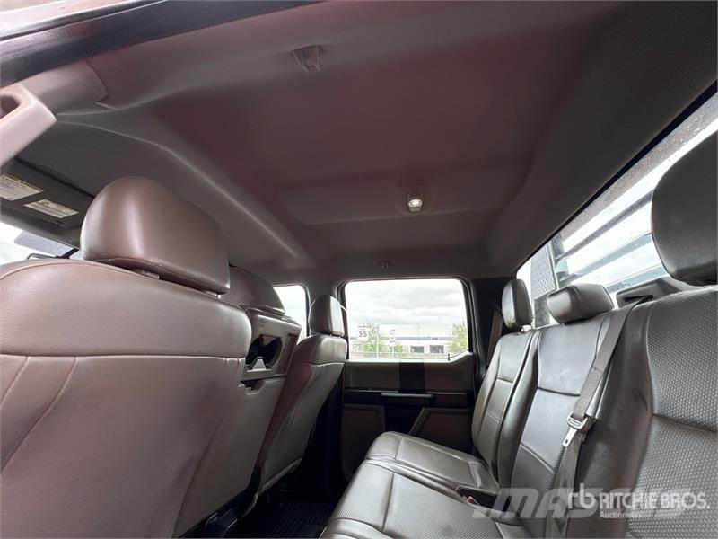 Ford F-250 Kamioni sa otvorenim sandukom