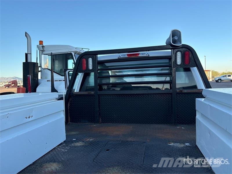 Ford F-250 Platformas/izkraušana no sāniem
