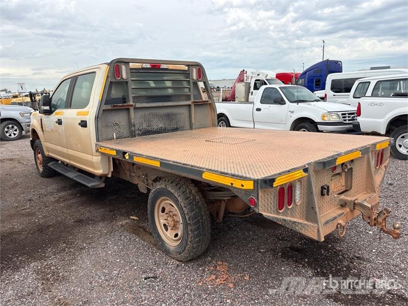 Ford F-250 Camiones de cama baja