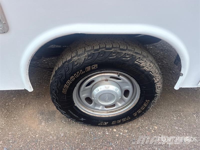 Ford F-250 Pickup/Sideaflæsning