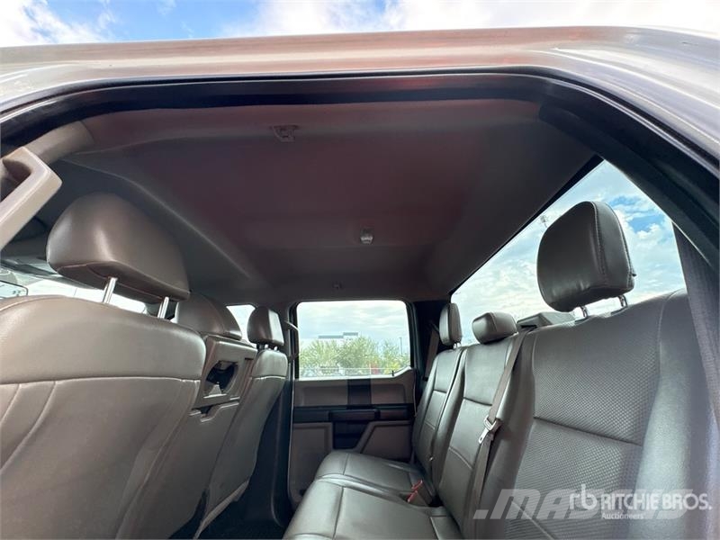 Ford F-250 キャビン及び内装