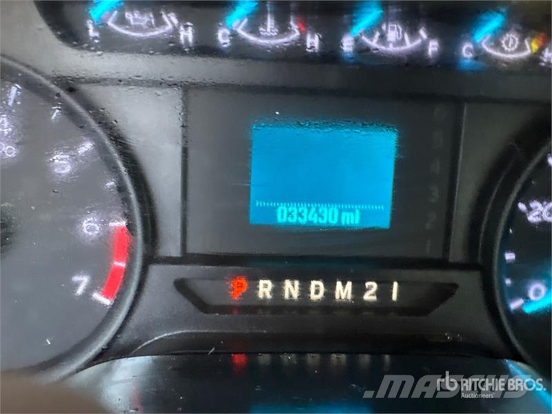Ford F-250 平ボディー