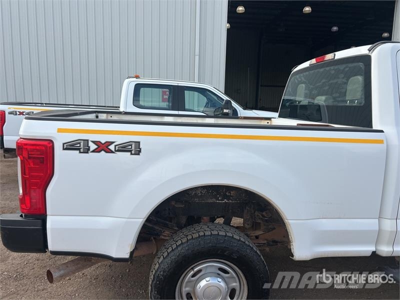 Ford F-250 Ostalo