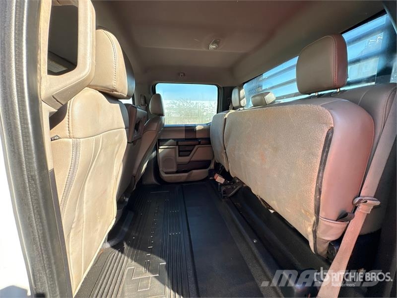 Ford F-250 Flatbed kamyonlar
