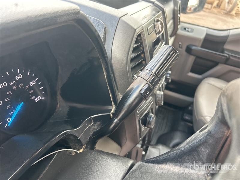 Ford F-250 Camiones de cama baja
