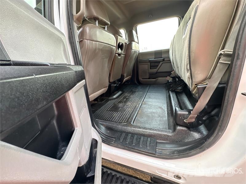 Ford F-250 Camiones de cama baja