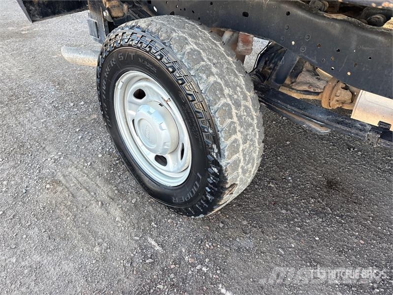 Ford F-250 Flakbilar