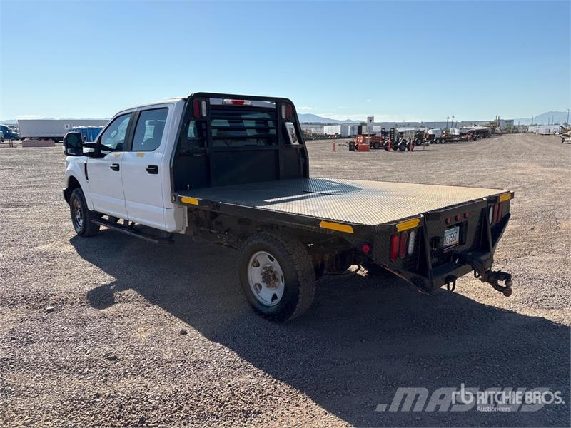 Ford F-250 Flatbed kamyonlar
