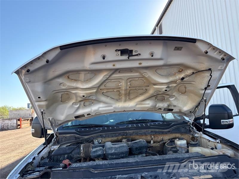 Ford F-250 Cabins and interior