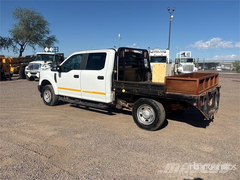 Ford F-250 Ciężarówki typu Platforma / Skrzynia