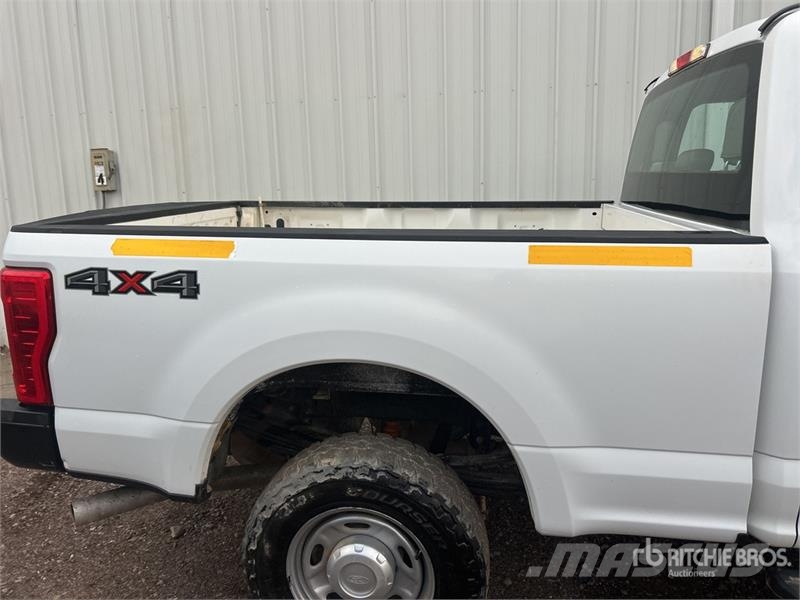 Ford F-250 Ostalo