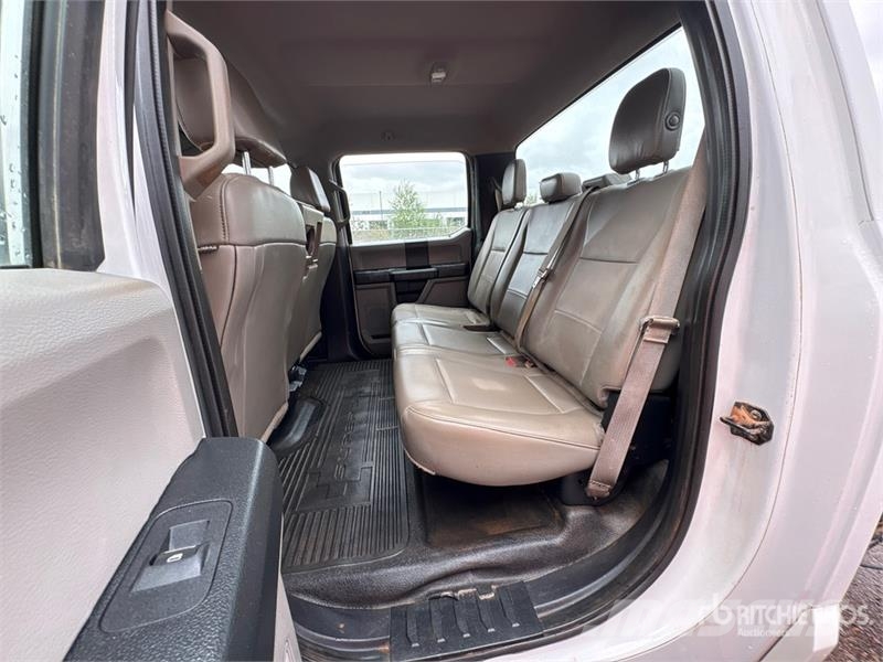 Ford F-250 Cabines e interior