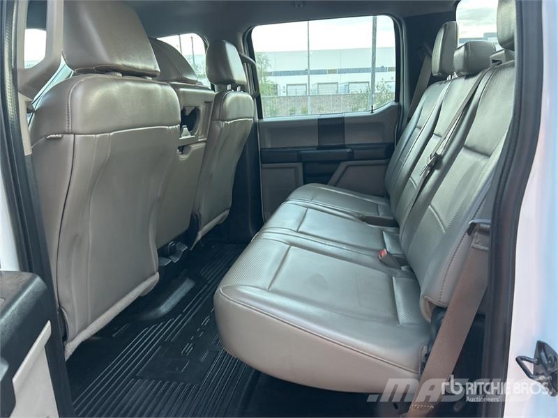 Ford F-250 キャビン及び内装