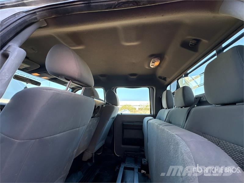 Ford F-250 Flakbilar