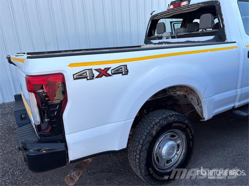 Ford F-250 Drugi