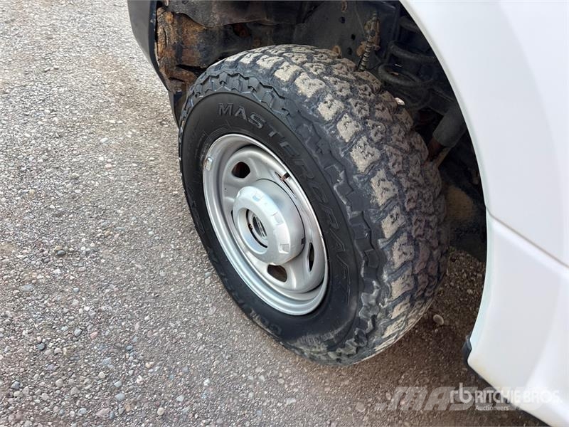 Ford F-250 驾驶室与内部