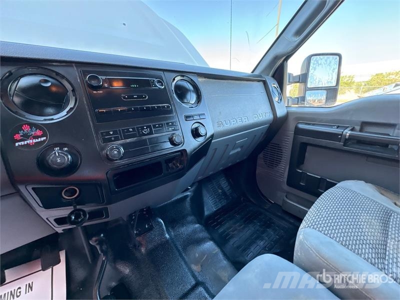 Ford F-250 Flakbilar