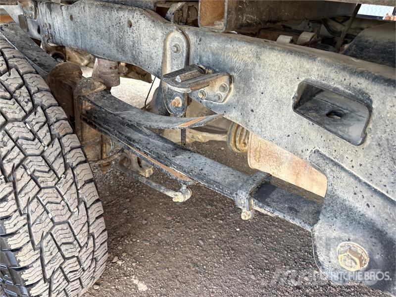 Ford F-250 Platós / Ponyvás teherautók