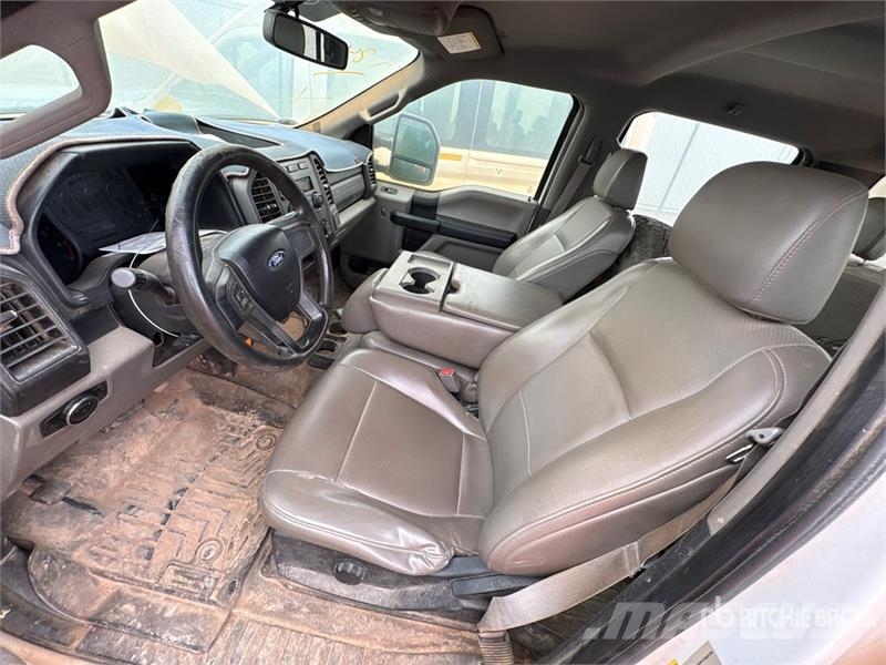 Ford F-250 Camiones de cama baja