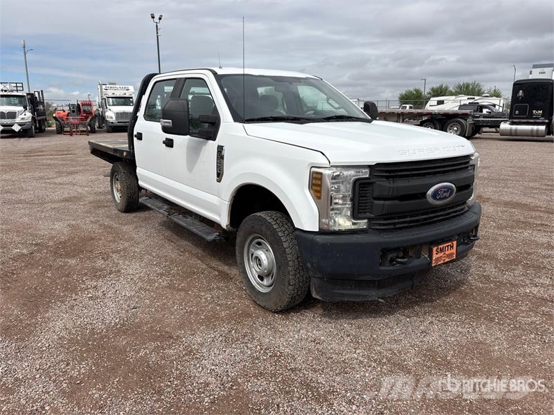Ford F-250 Kamioni sa otvorenim sandukom