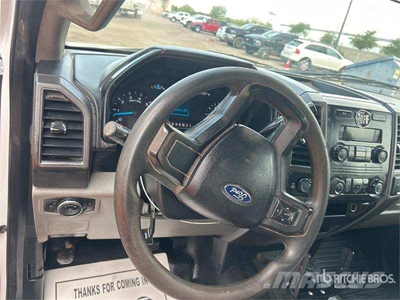 Ford F-250 Camiones de cama baja