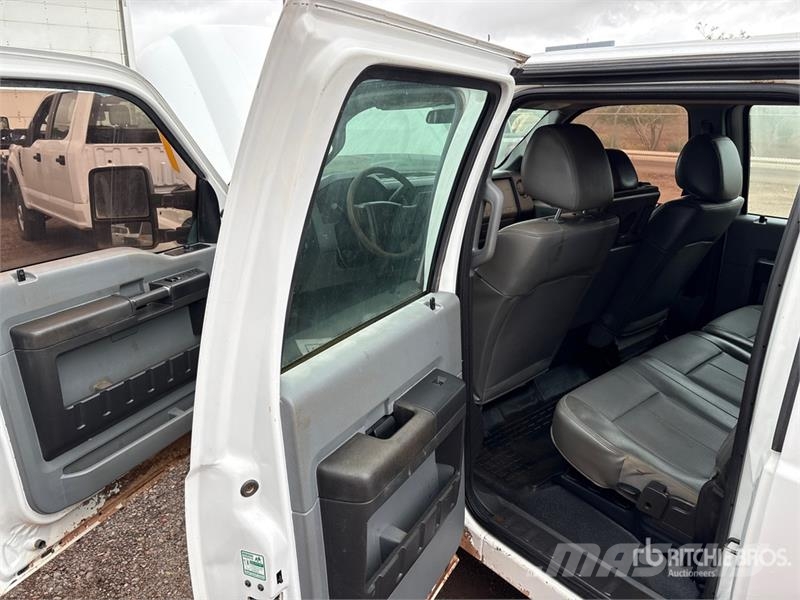 Ford F-250 Nakladacia/sklápacia bočnica